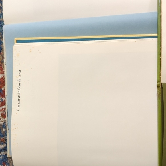 World Book In Christmas Italy, Netherlands, Scandinavia Hardback Books Used 1979 - Picture 5 of 10